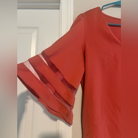 Amazon Top - Picture 2 of 5